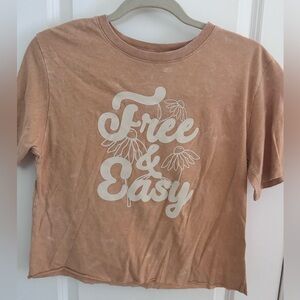 Free & Easy Women's Tan Graphic Tee
